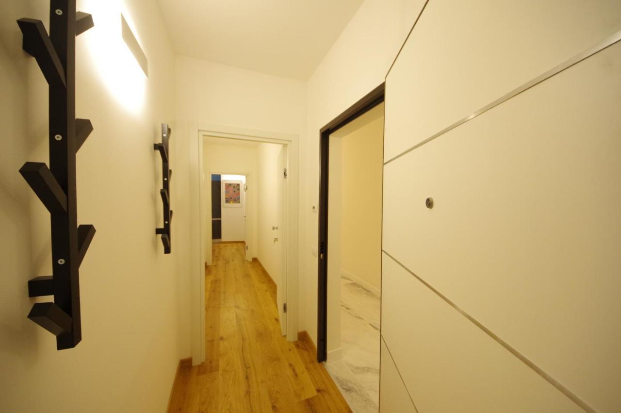 Vannucci House *